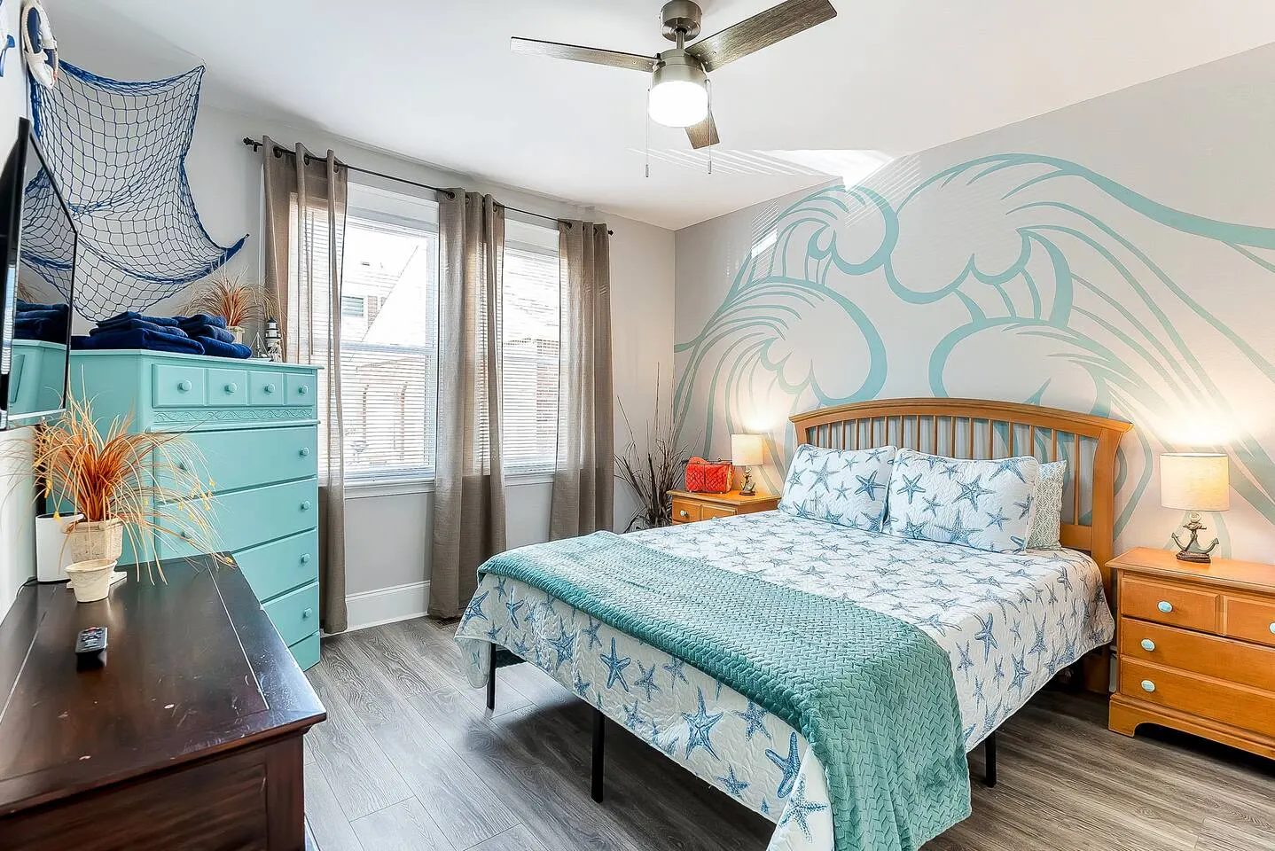 Willoughby Beach 5BR Retreat Sleeps 10 4