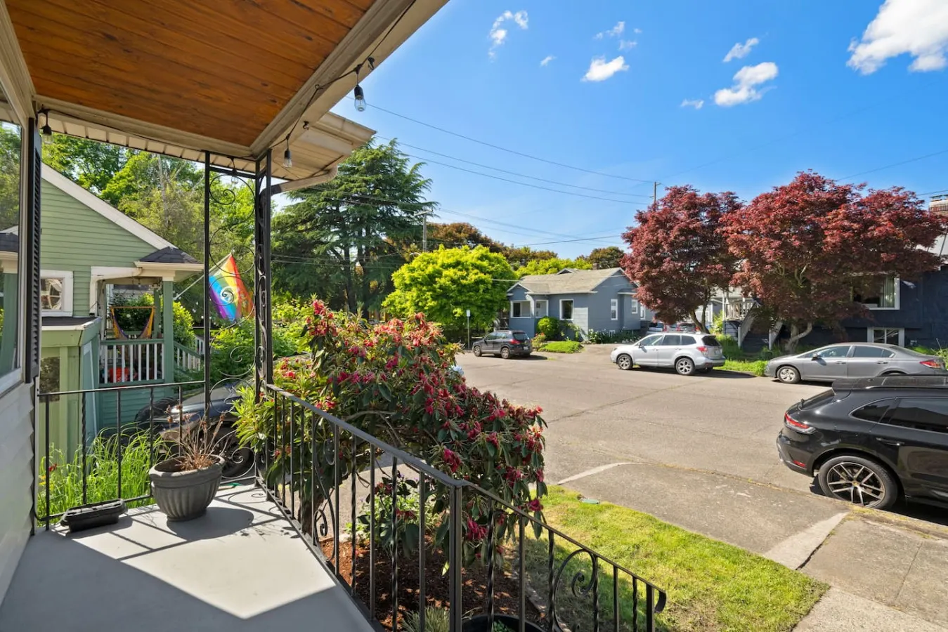 City Oasis: Office, Yard & BBQ 11