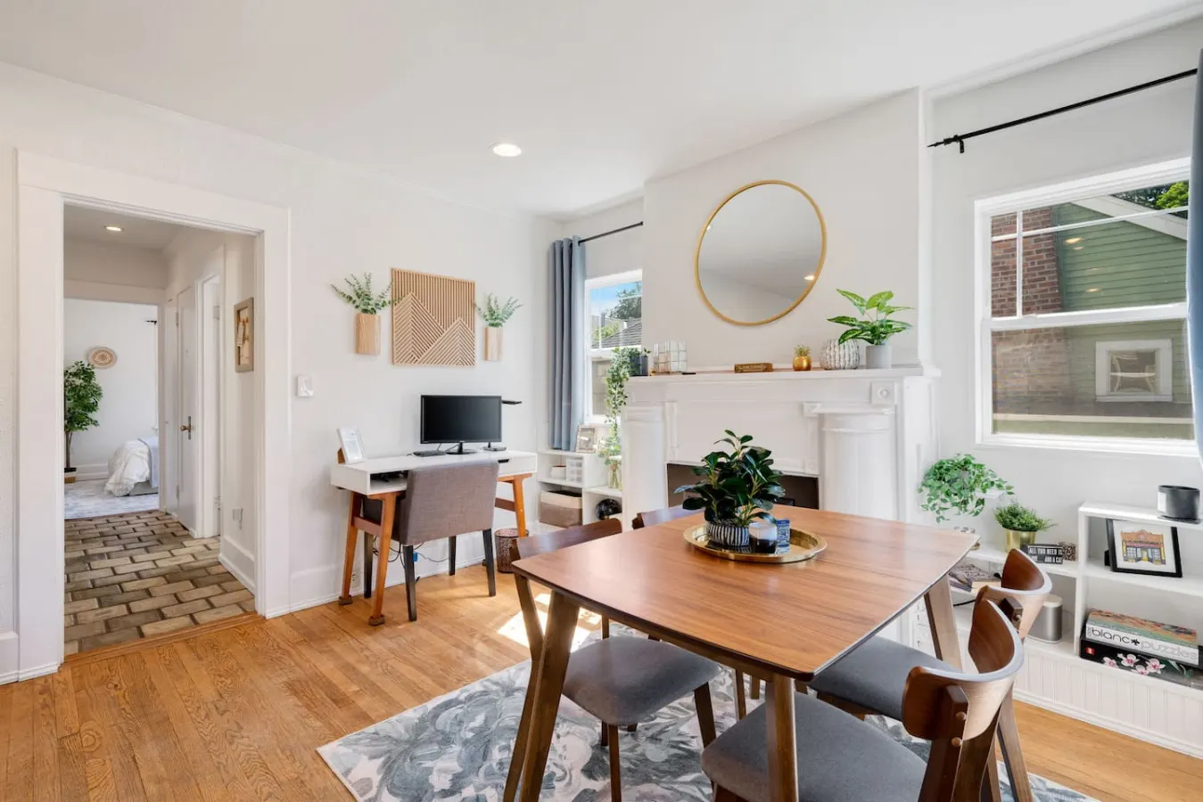 City Oasis: Office, Yard & BBQ 18