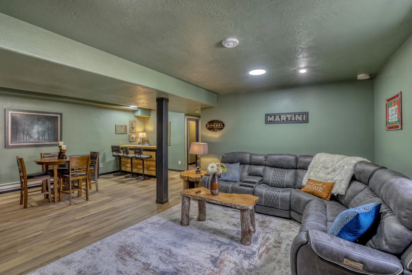 Whitetail & Spruce Hideaway | 4BR/3BA — photo 2