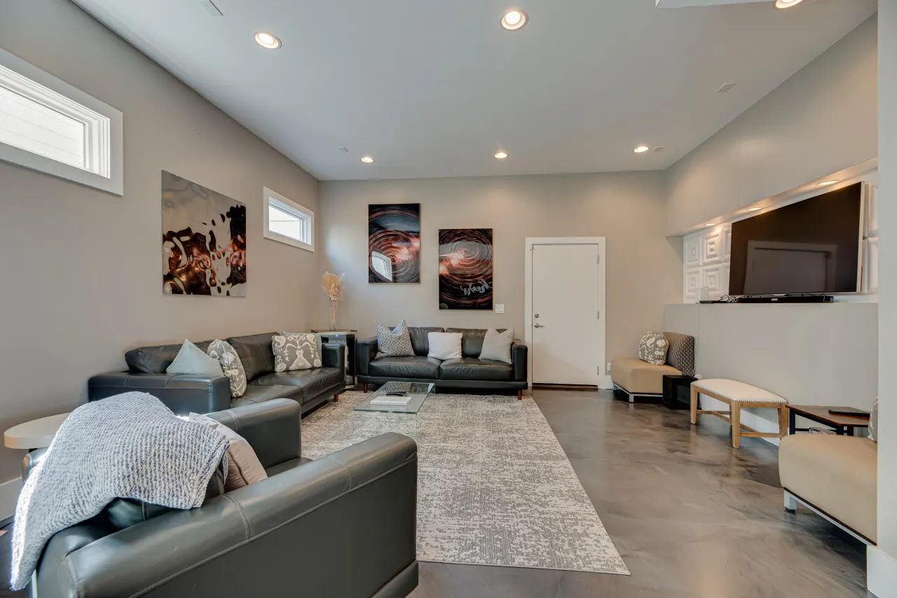 Downtown / Gulch Home, Walk Everywhere! 11