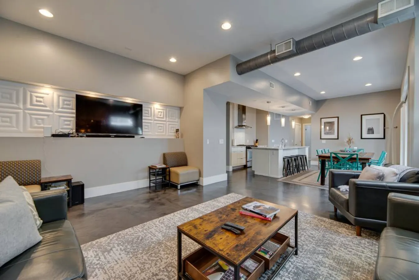 Downtown / Gulch Home, Walk Everywhere! 6