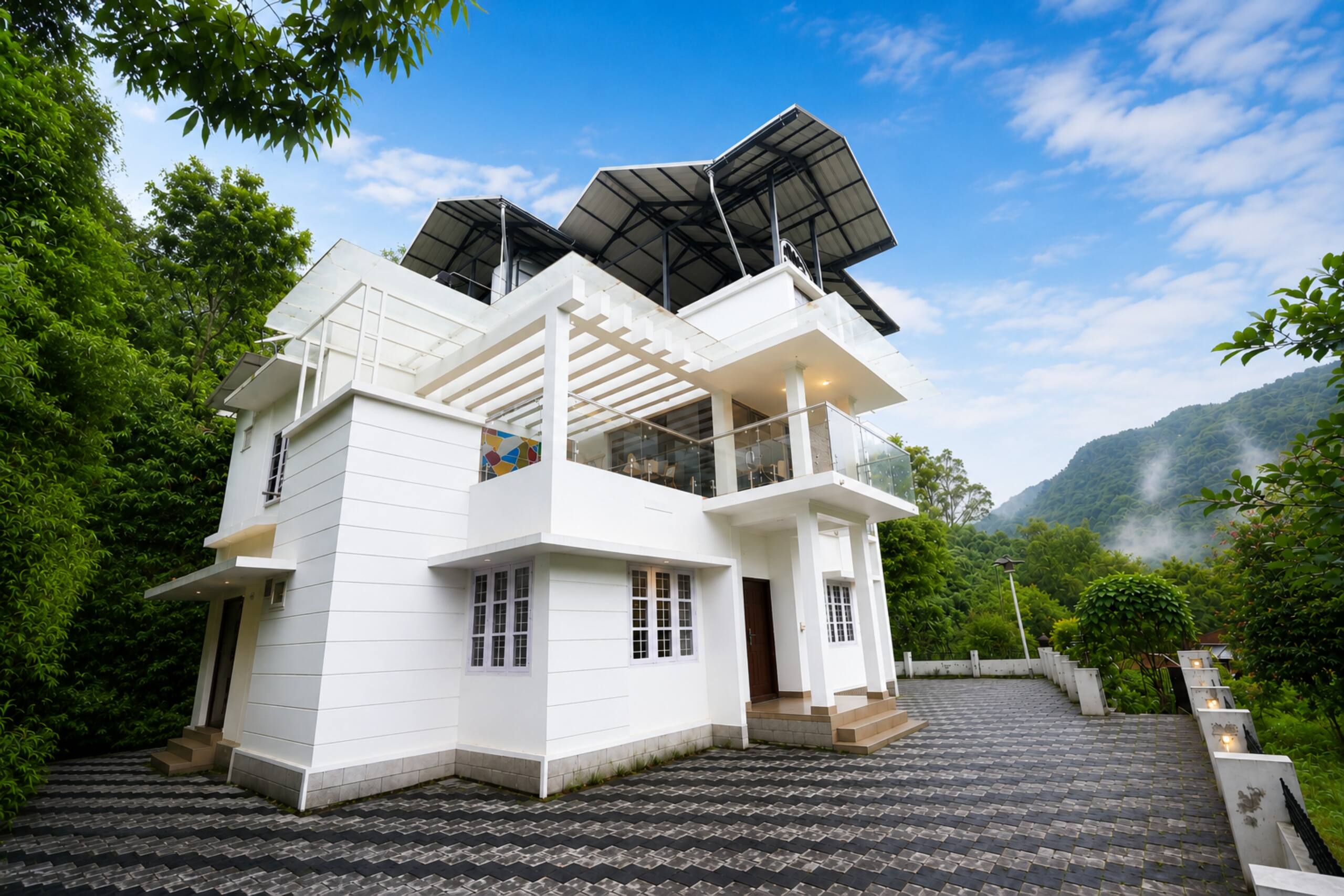 The White House, Silver Oaks Nature Retreat