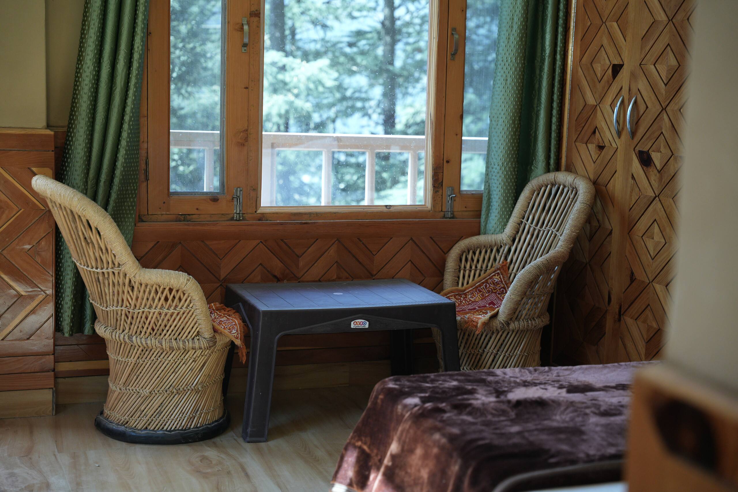 Banjara House: Jibhi Retreat 4