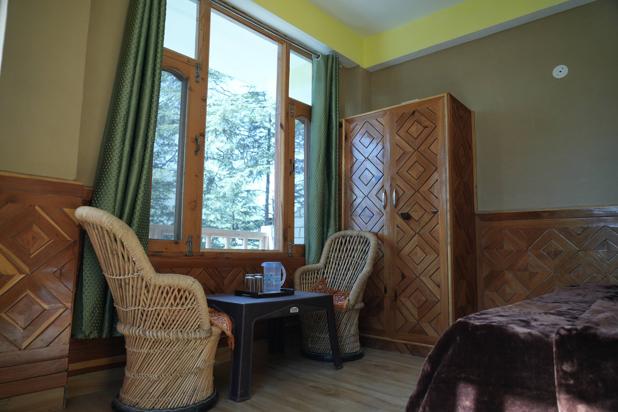 Banjara House: Jibhi Retreat 8