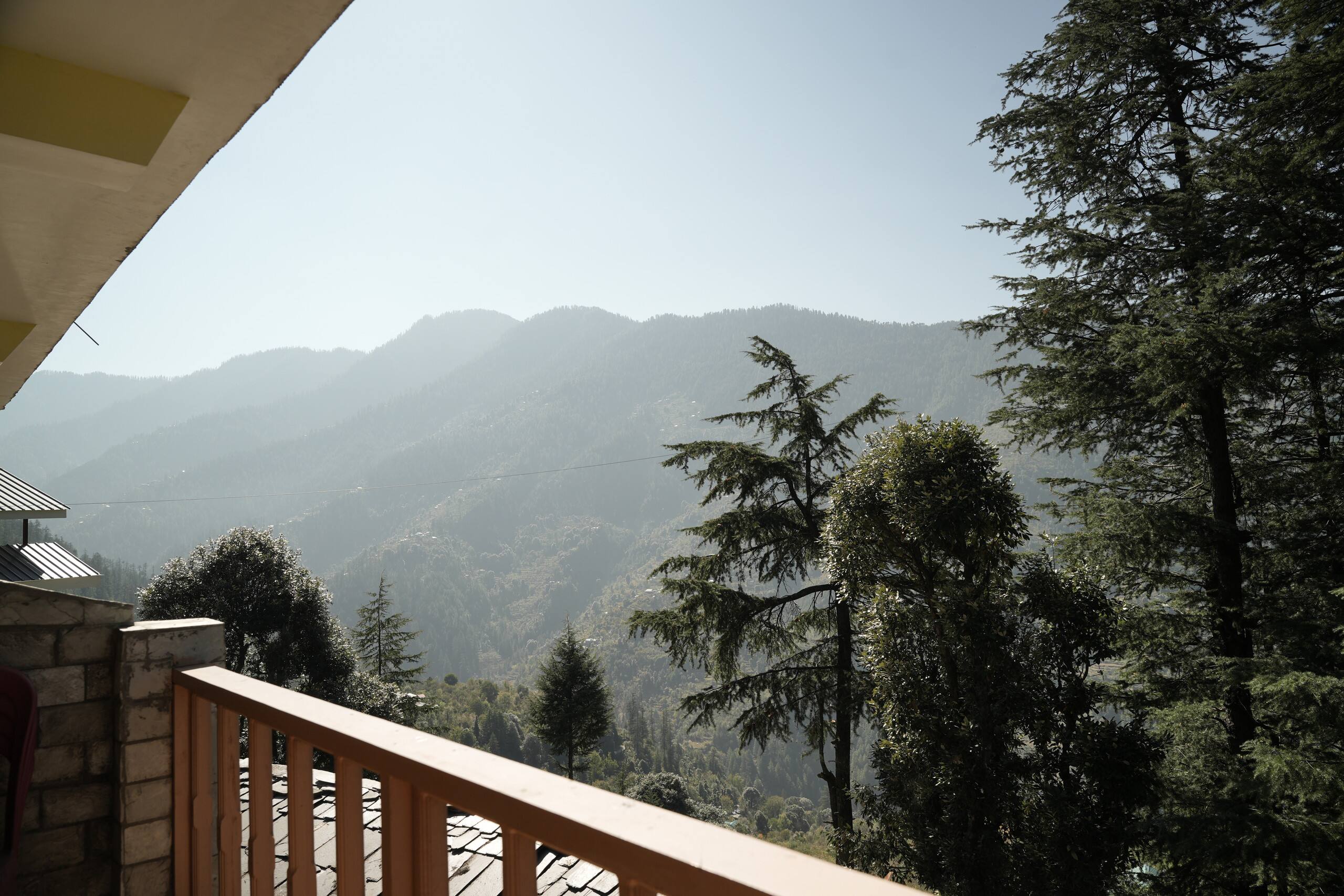 Banjara House: Jibhi Retreat 18