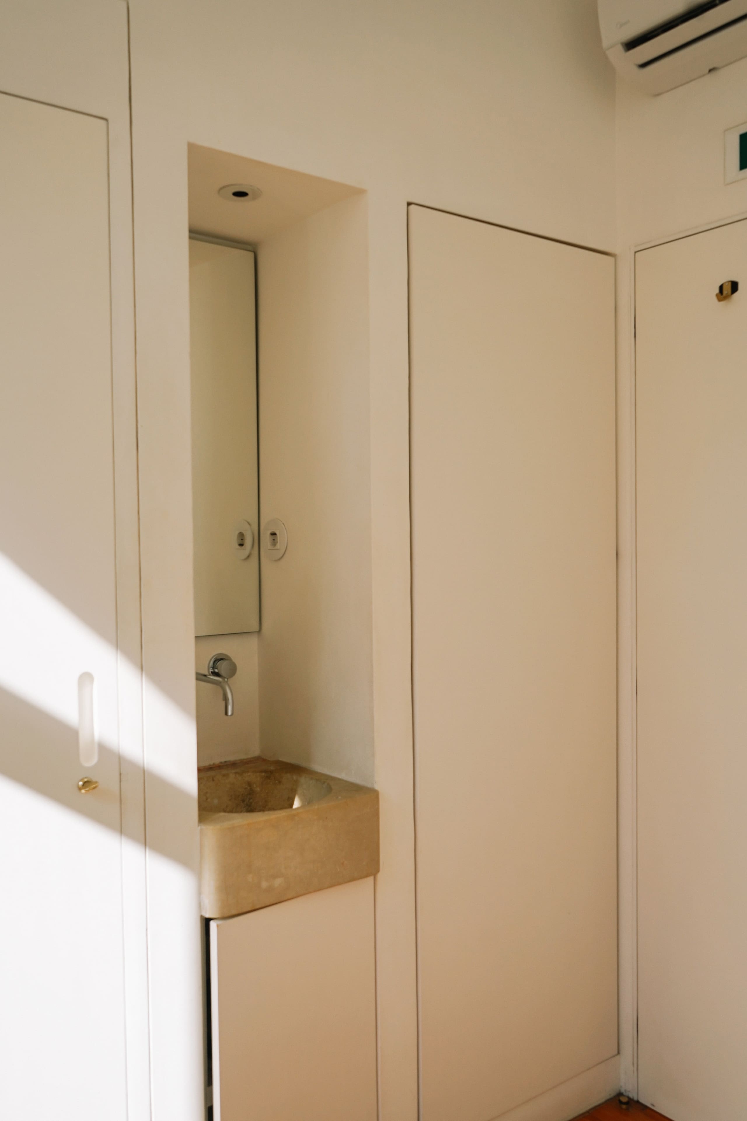 5 Bedroom Apartment in Downtown (Baixa-Chiado) 27
