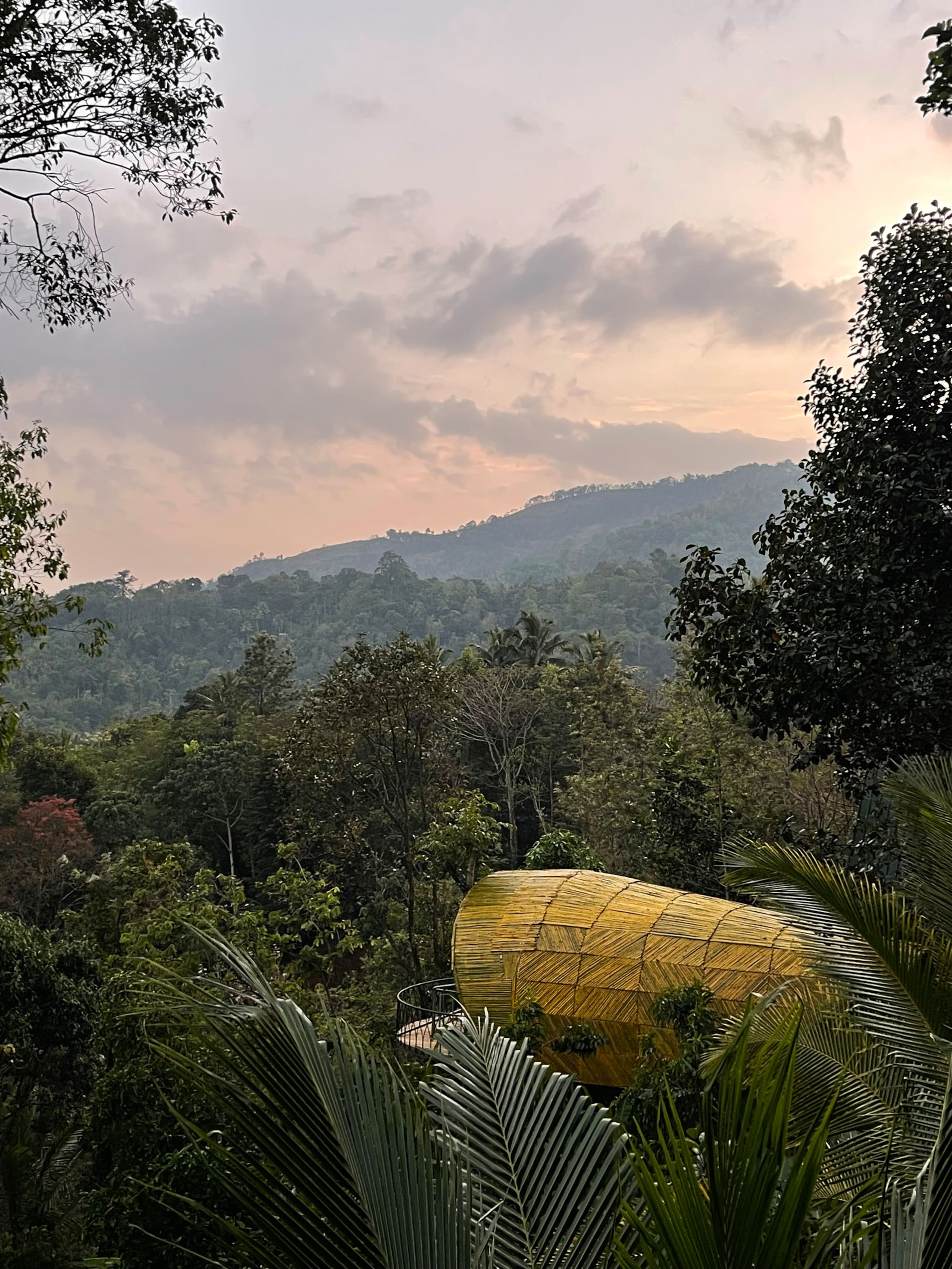 Cocoon Cabin lake view by Tulsi village 1