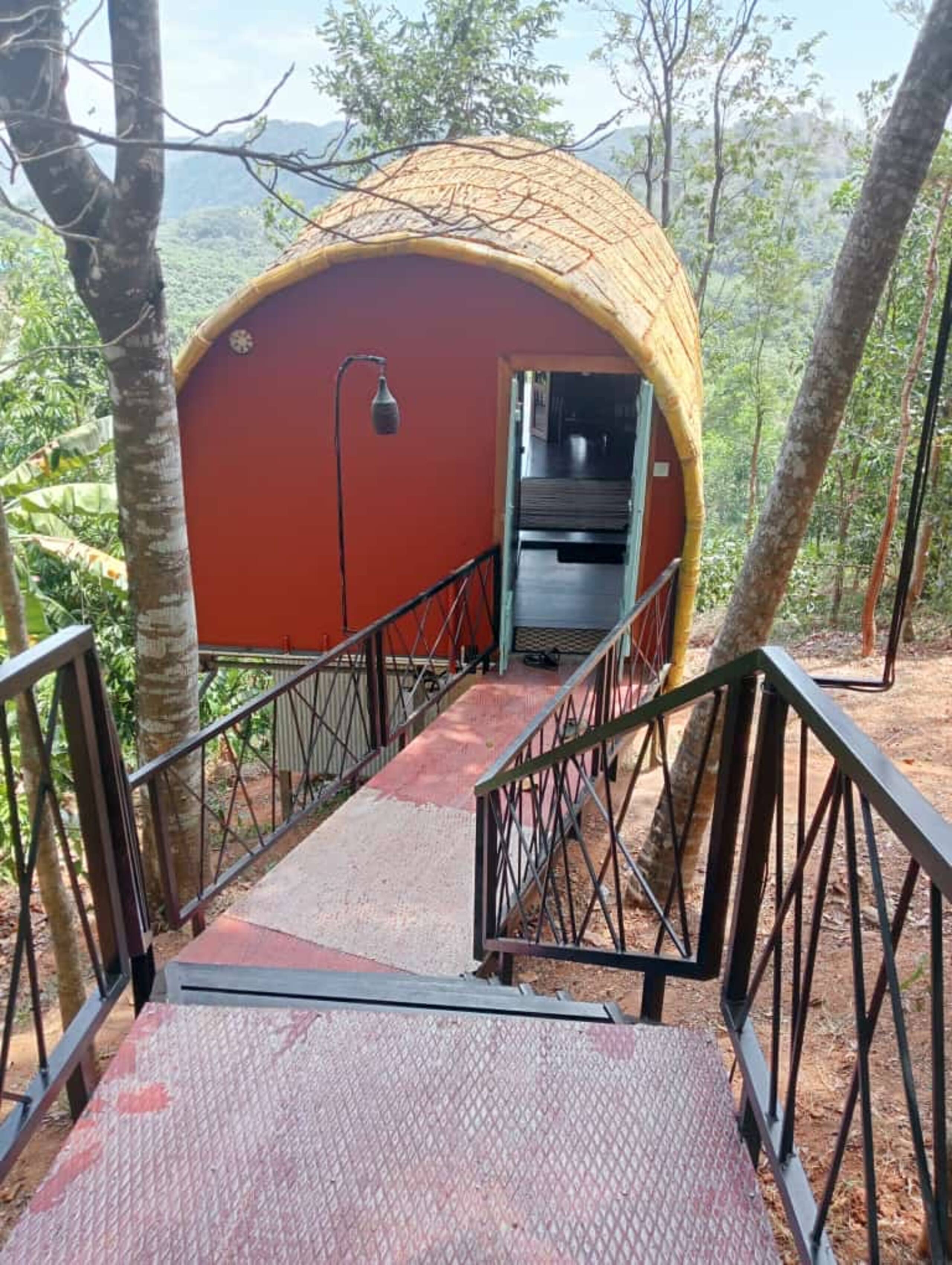 Cocoon Cabin lake view by Tulsi village 16