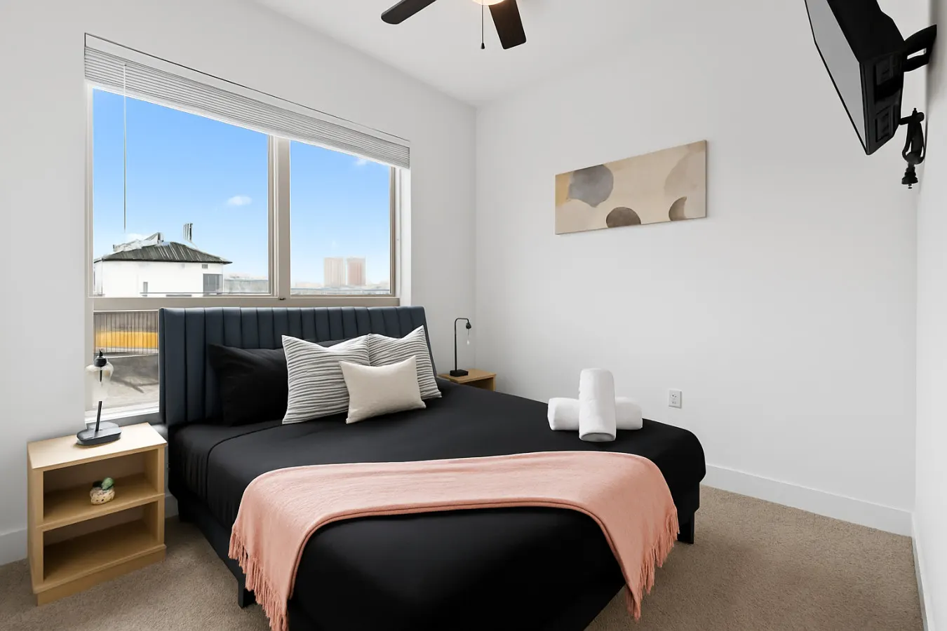 Luxury 2BR Steps from Railroad Park 16