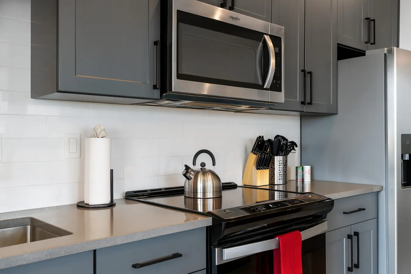 Luxury 2BR Steps from Railroad Park 20