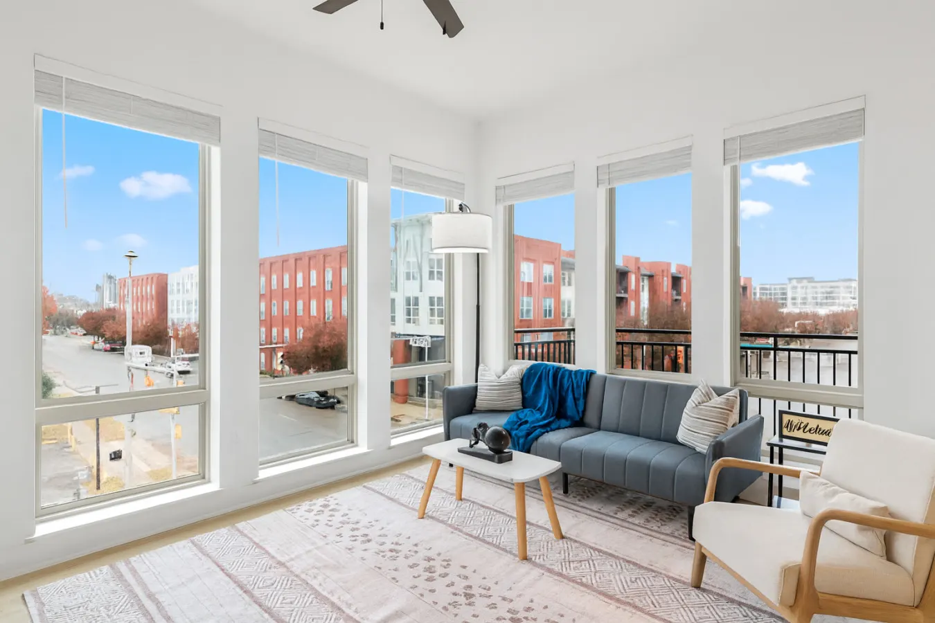 Luxury 2BR Steps from Railroad Park 6