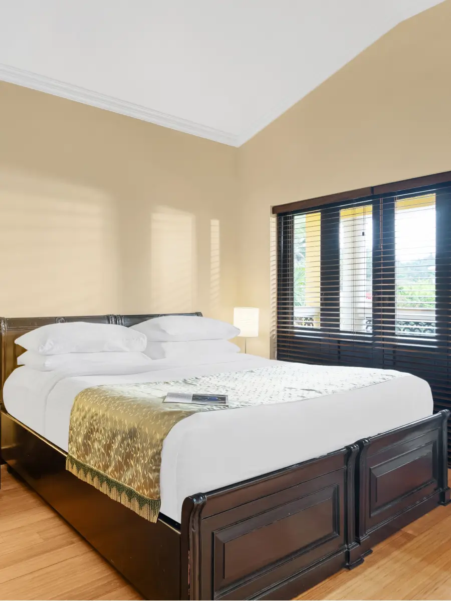 Boutique Room with private bathtub 13