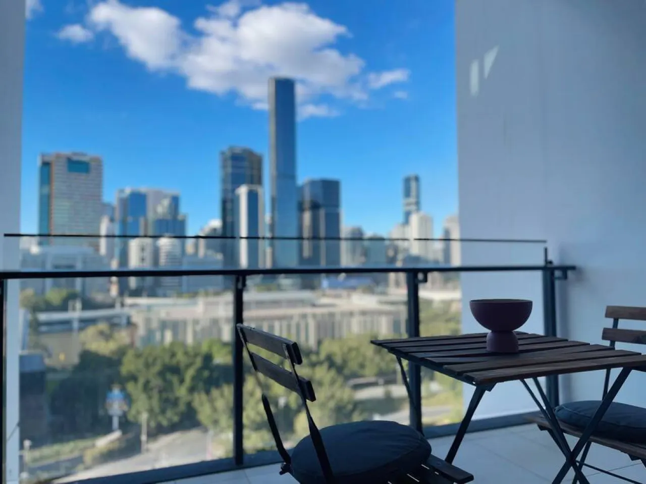 Brisbane Skyline View 2Beds River view Apt 12