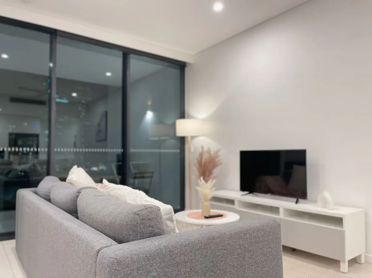 Brisbane Skyline View 2Beds River view Apt 5