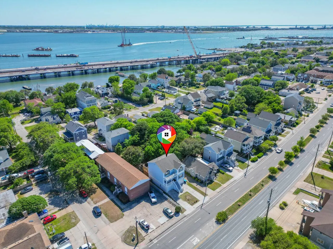 Ocean View Beach House 5BR + Fire Pit 2