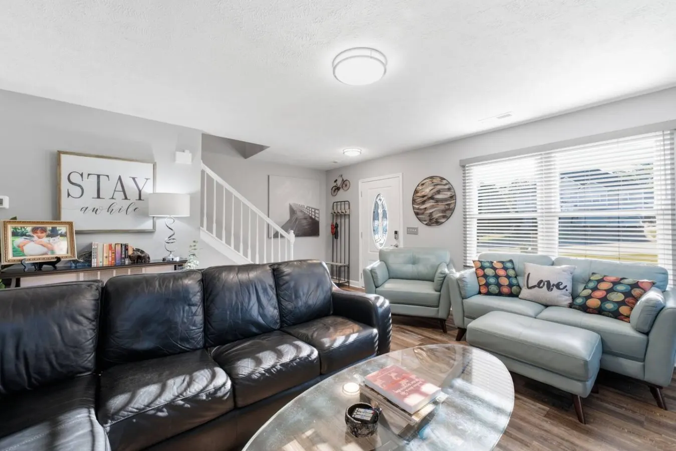 Fire pit, covered patio and fireplace near BNA 7