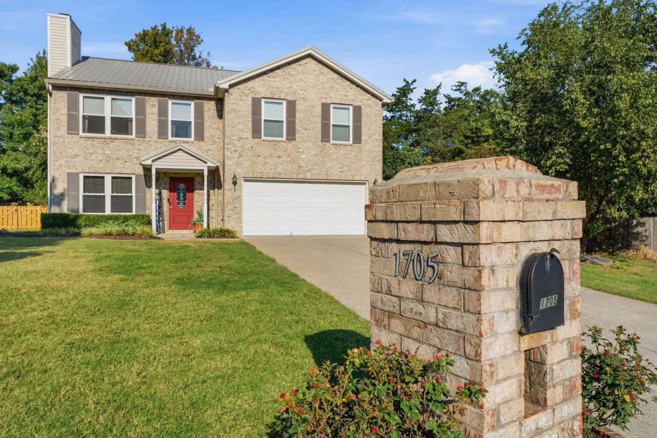 Fire pit, covered patio and fireplace near BNA 8
