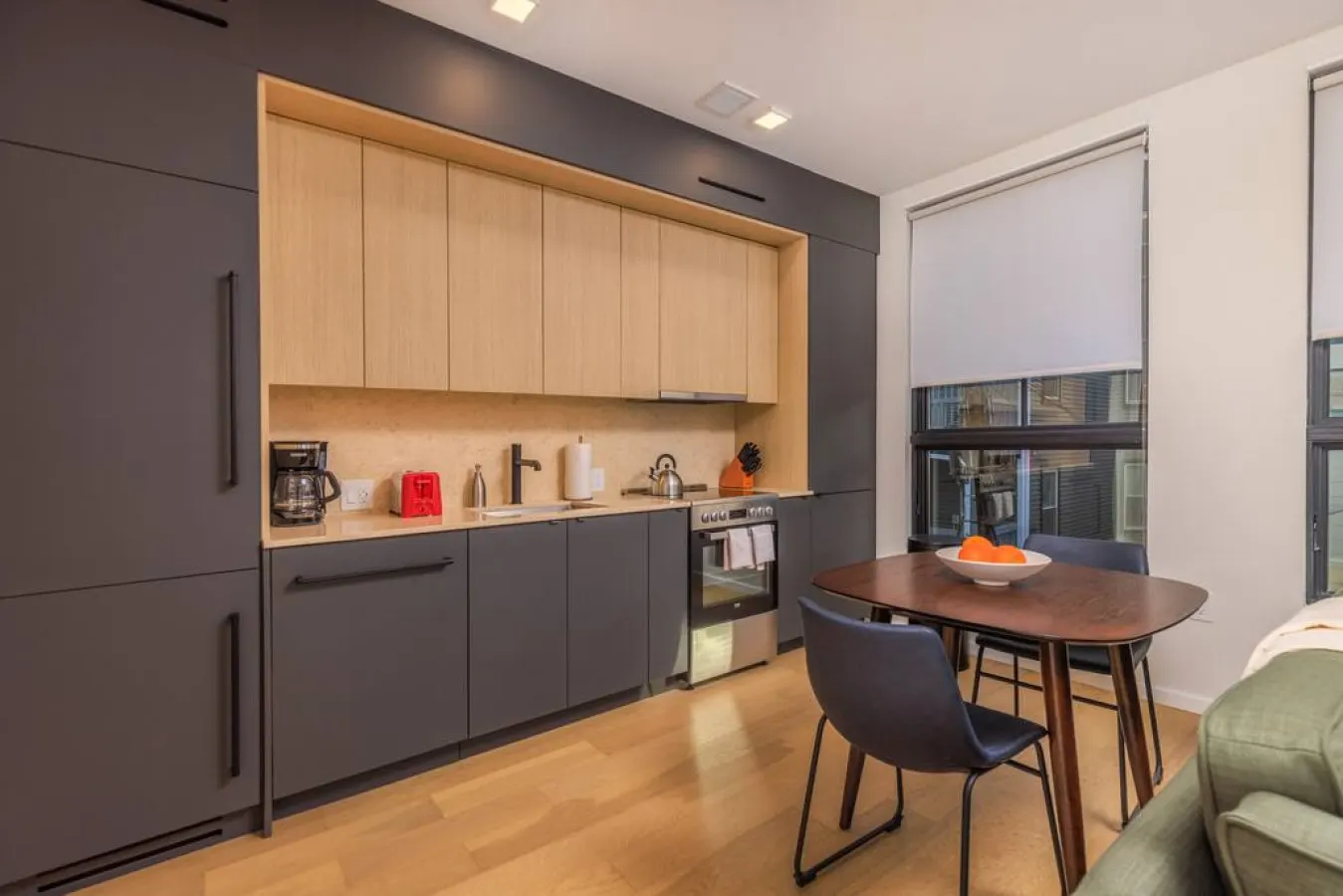 Beautiful Mission Hill 1Br/Ba! — photo 2