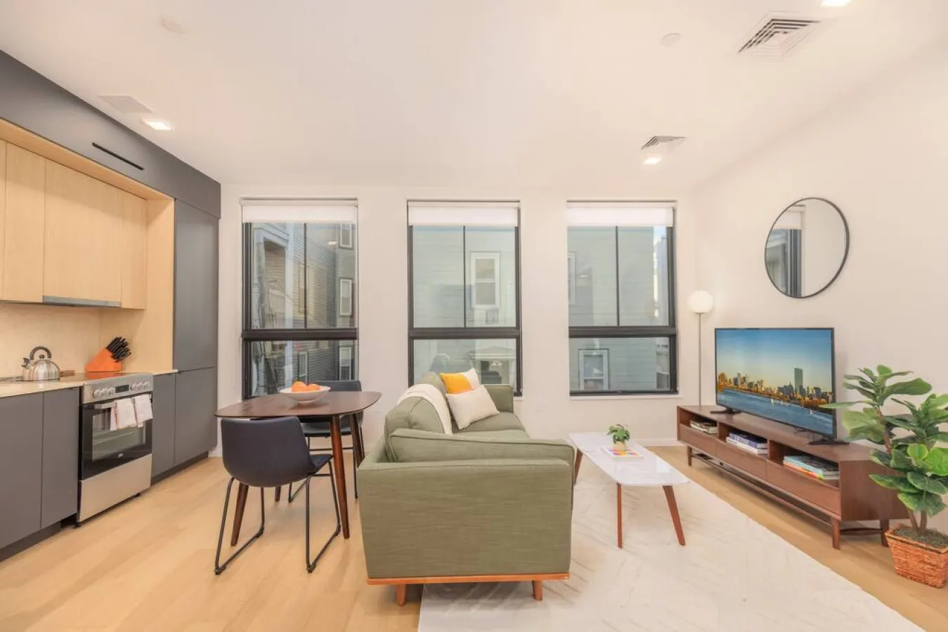 Beautiful Mission Hill 1Br/Ba! — photo 4