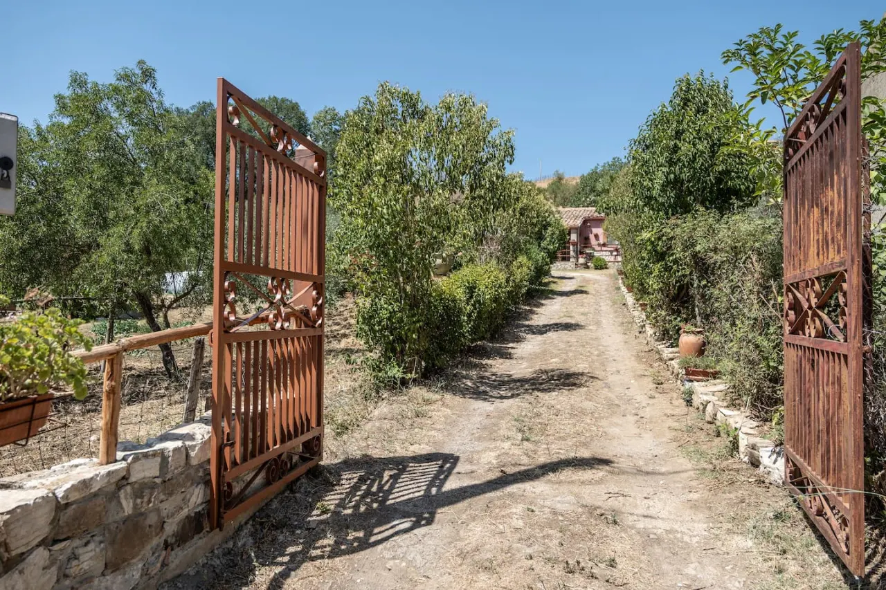 Villa aperta campagna 20