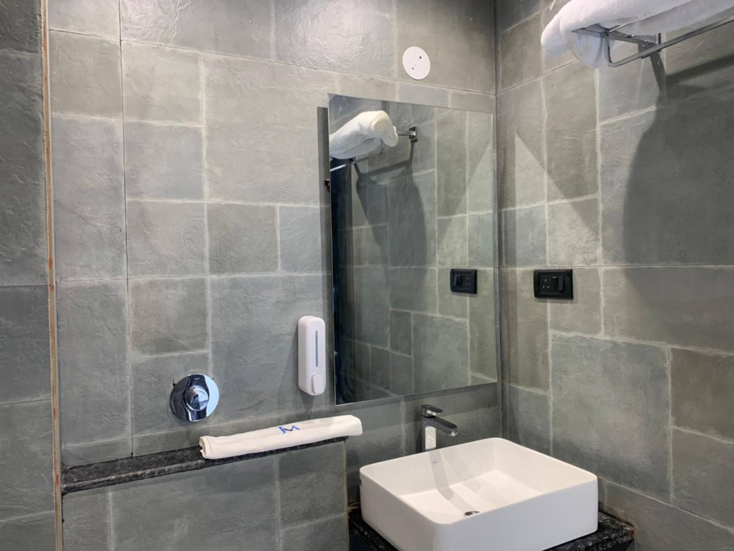 Tropical Studio Apartment Mandrem 7
