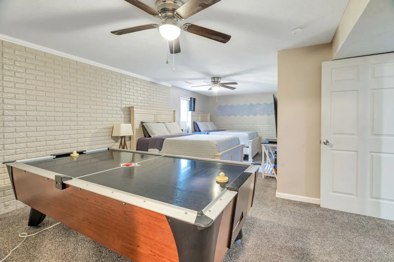 7809 Hunters Moon Ln Moon River Smart-Suite, near Interstate 44/airport 11