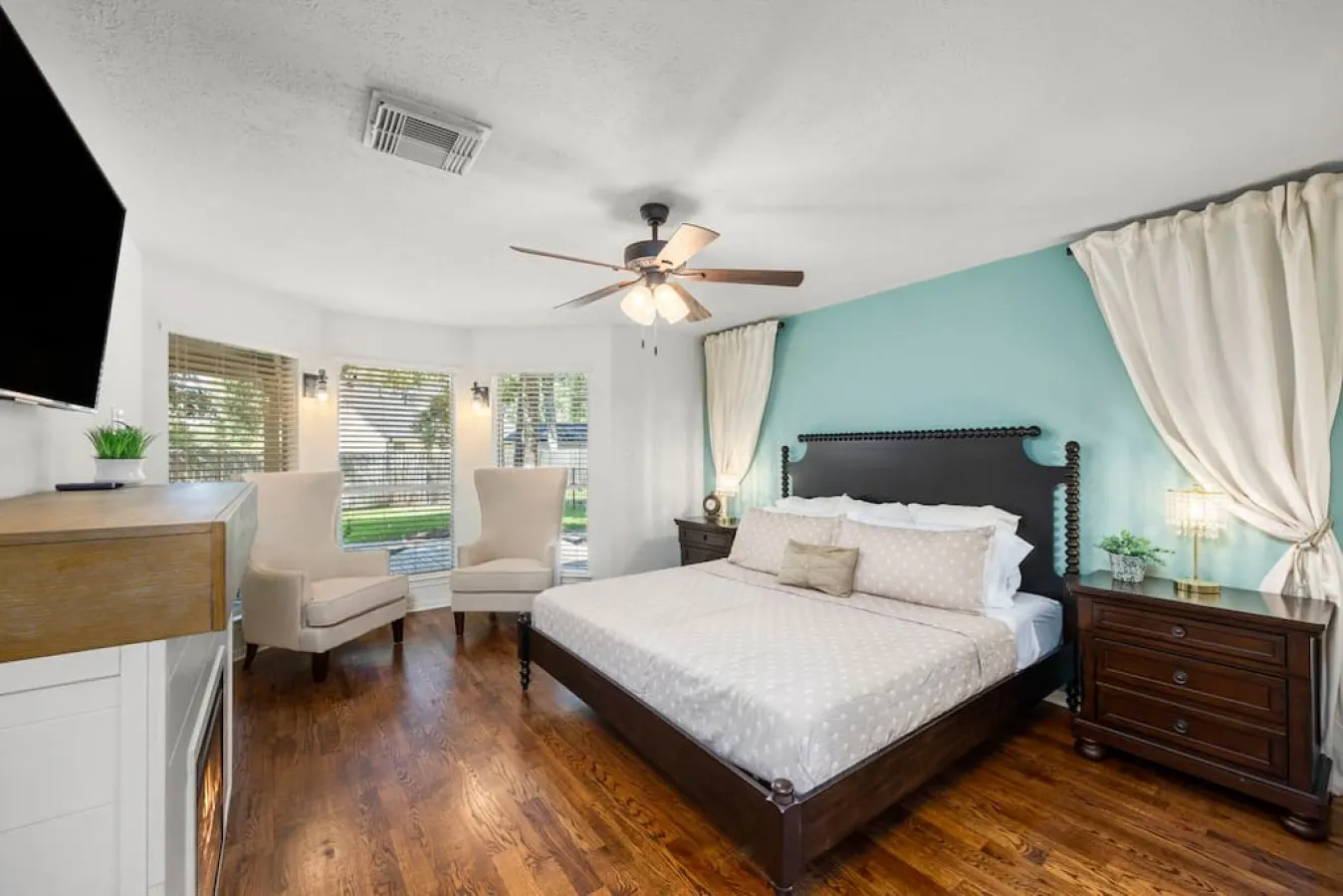 Train-Themed 5BR in Spring, TX | Heated Pool, Hot Tub, Sleeps 16 — foto 4