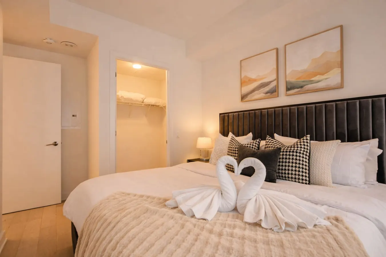 Modern 2BR Suite at 11 Yorkville 17