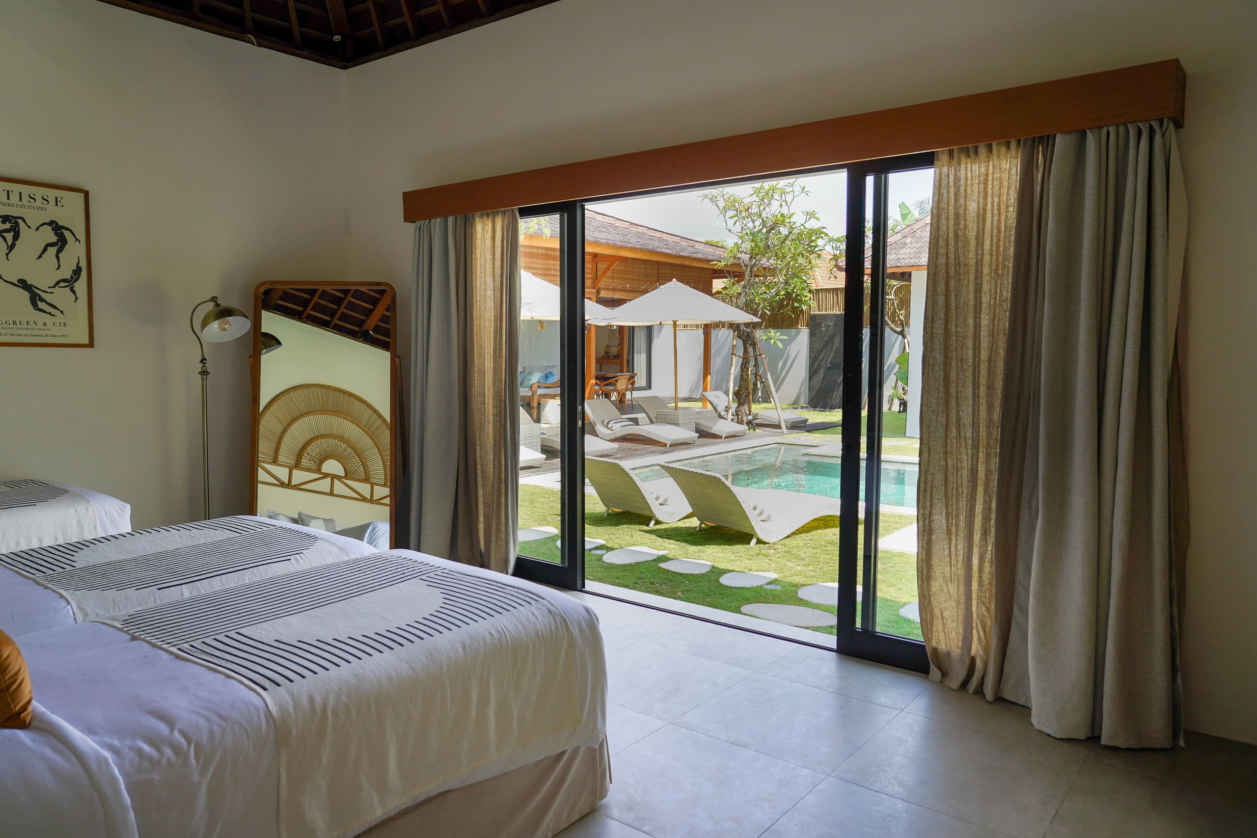 Exclusive 6BDR Seminyak Villa/ 5mn walk to beach 30