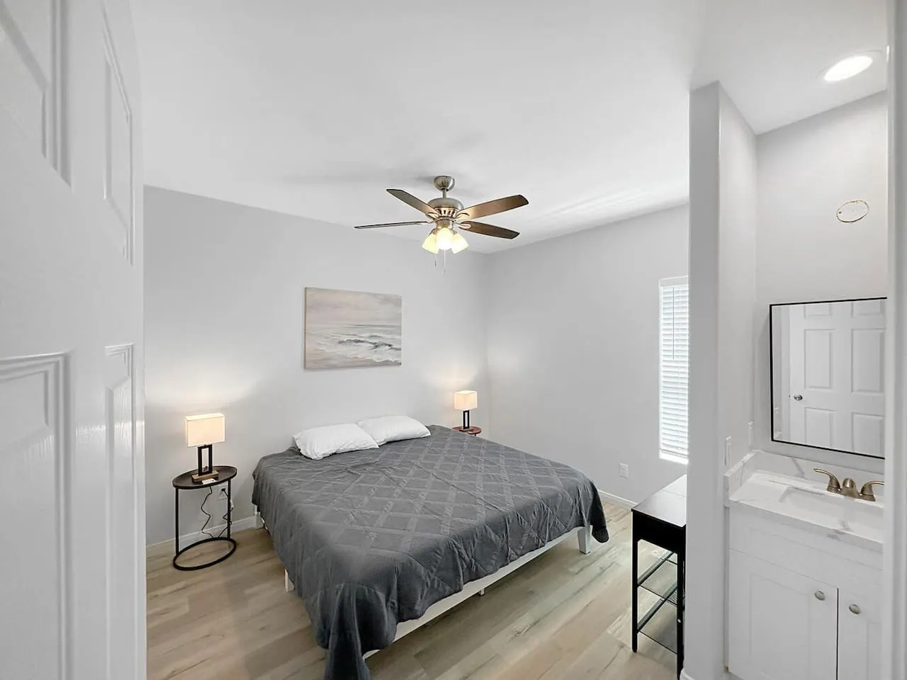 Getaway Gulf Main Floor, Bolivar Peninsula, Sleeps 14, 4 Bedrooms, 3 King Rooms, Walk to Beach, In Town 17