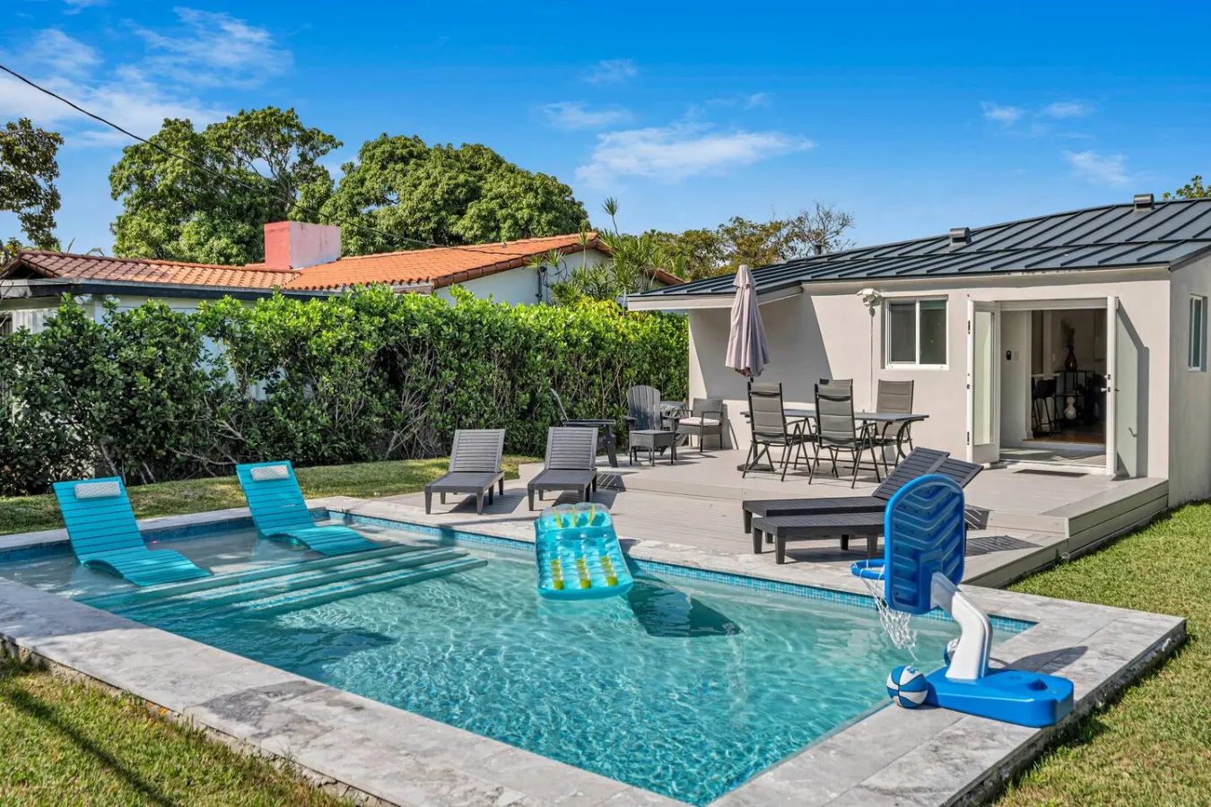 The Design District Pool House 2