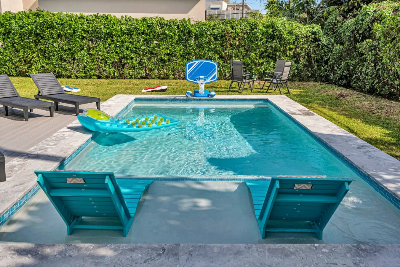 The Design District Pool House 15