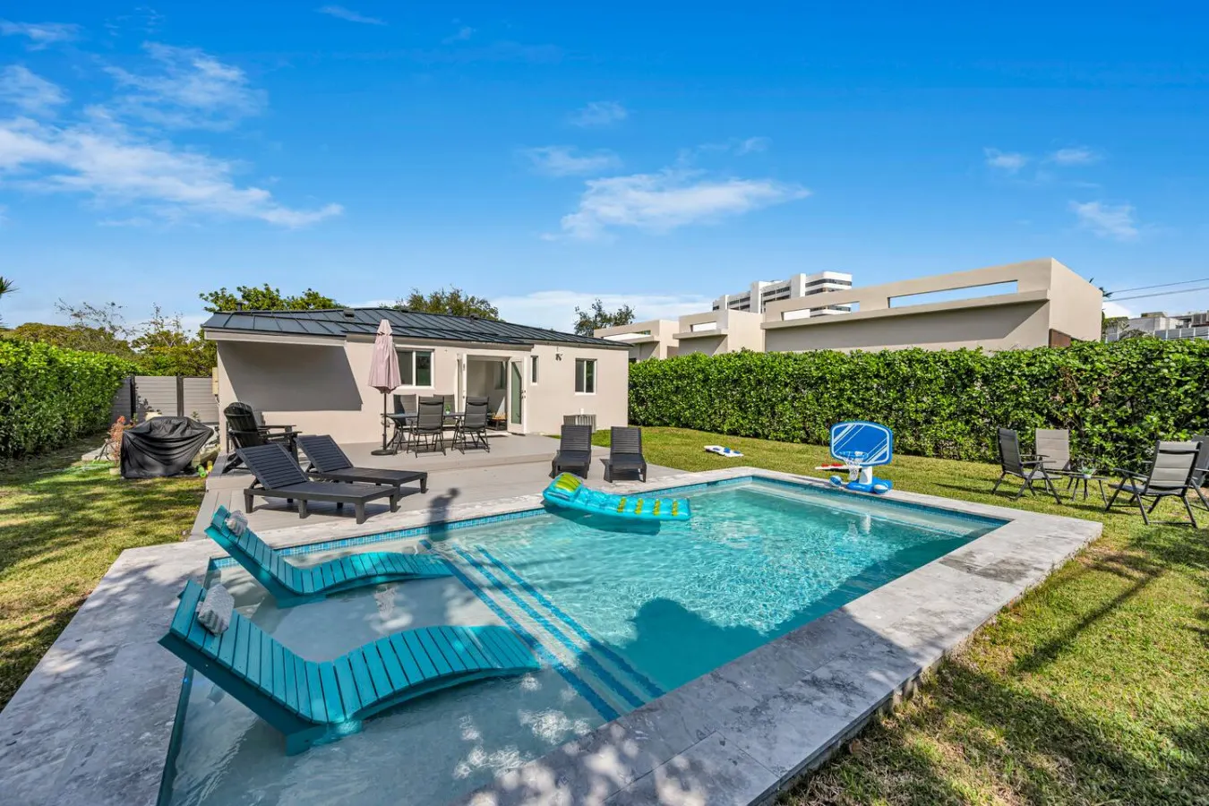 The Design District Pool House 16