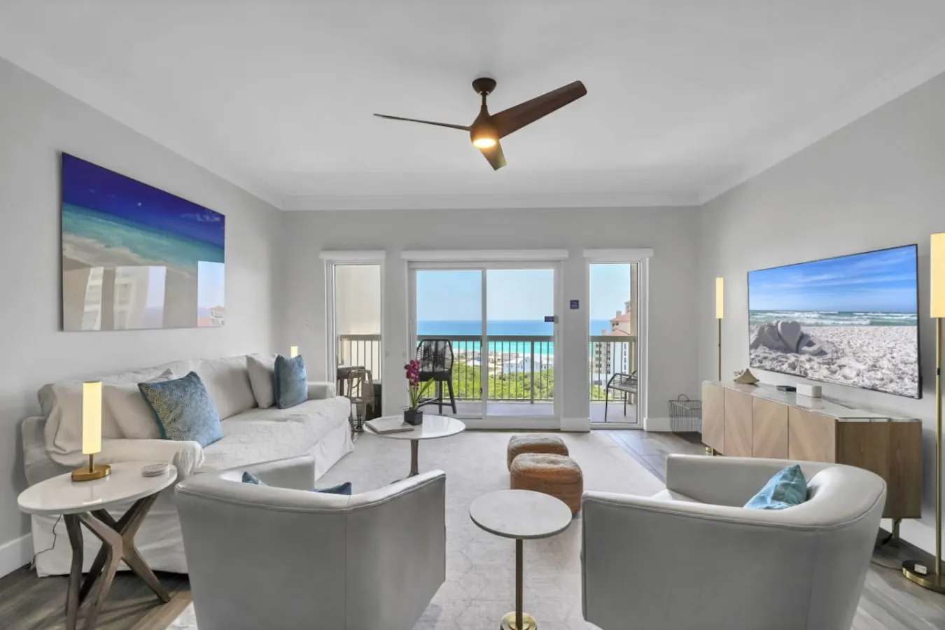 Stunning beach views *Not your grandma’s condo*