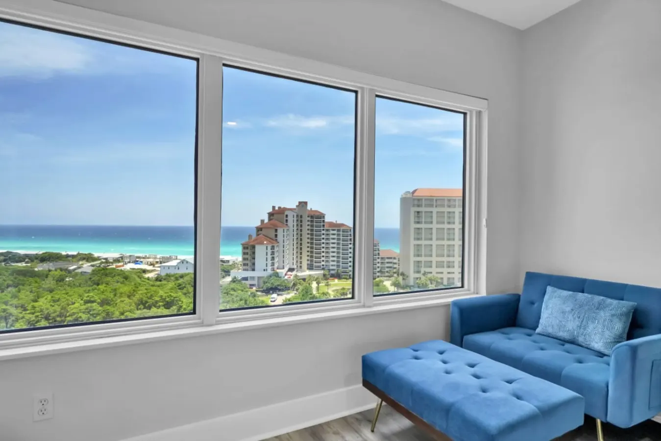 Stunning beach views *Not your grandma’s condo* 10