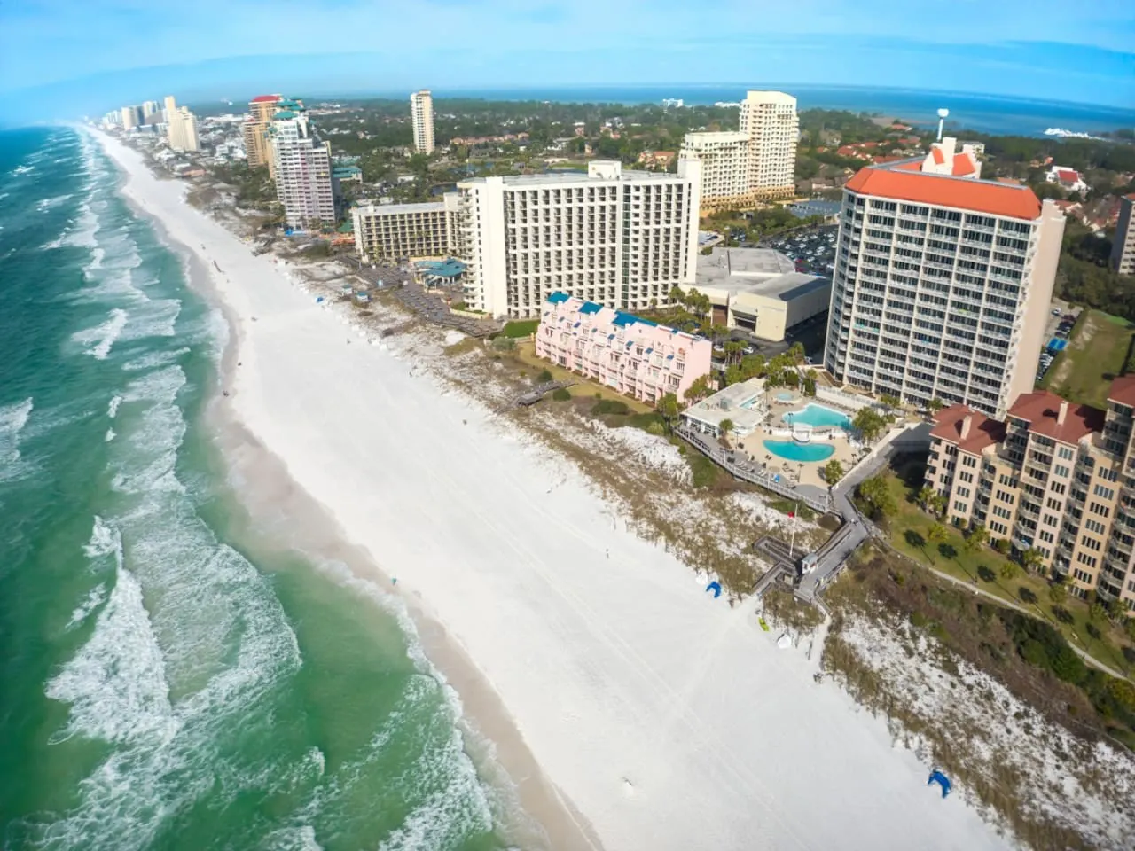 Stunning beach views *Not your grandma’s condo* — photo 3
