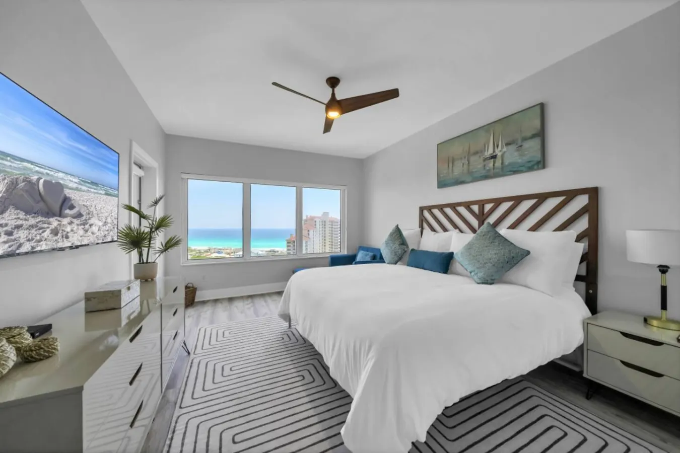 Stunning beach views *Not your grandma’s condo* 8
