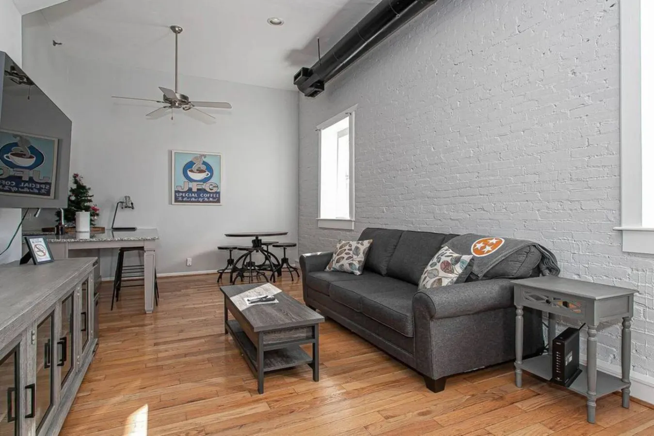 Luxury Flat On Jackson Walk to Food & Drinks 16