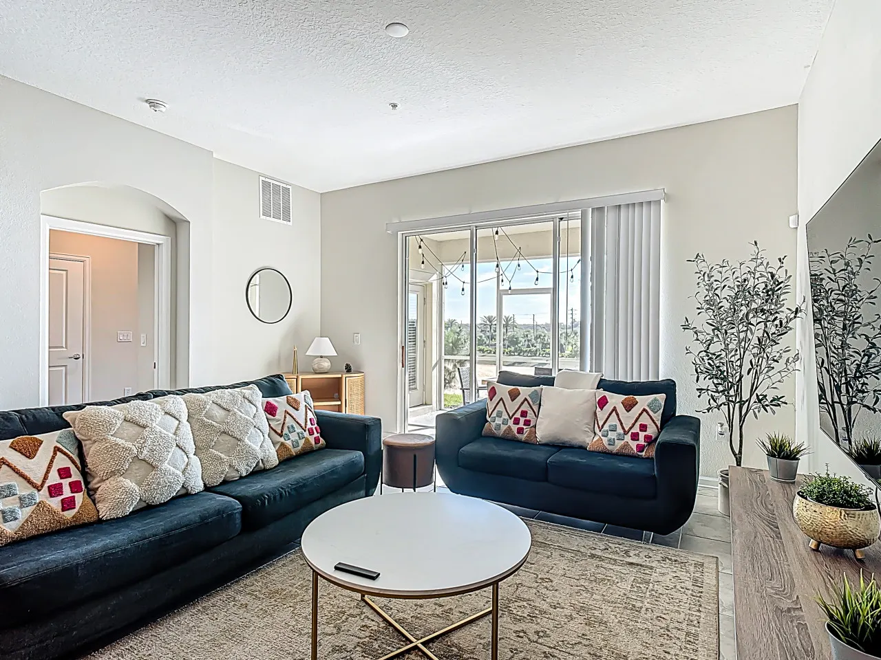 Stylish 3-Bedroom Townhouse in Champions Gate – Sleeps 12 + Resort Amenities! 🌴🏡🎢 — photo 4
