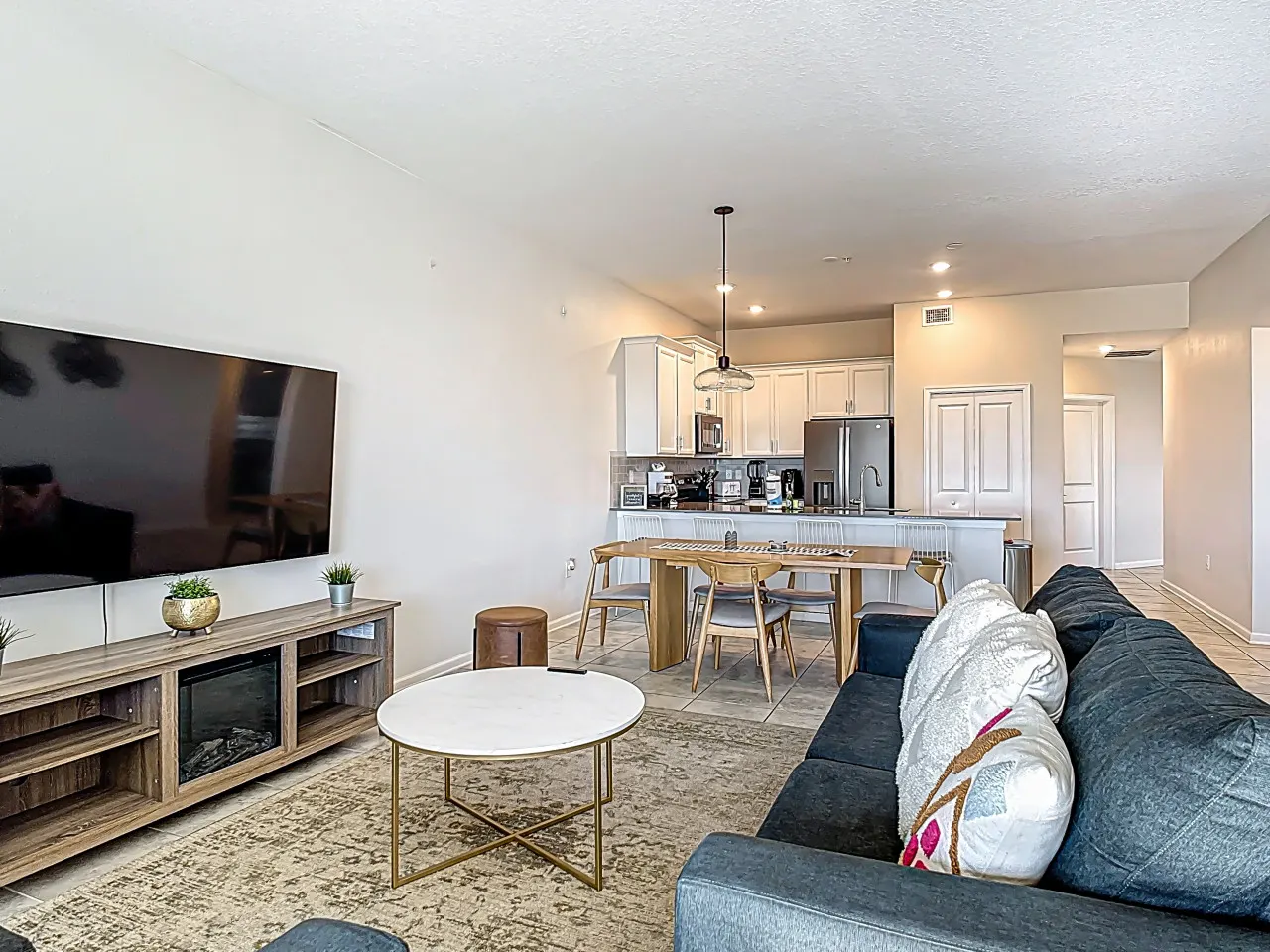 Stylish 3-Bedroom Townhouse in Champions Gate – Sleeps 12 + Resort Amenities! 🌴🏡🎢 — photo 5