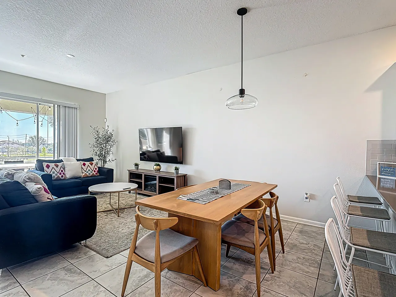 Stylish 3-Bedroom Townhouse in Champions Gate – Sleeps 12 + Resort Amenities! 7