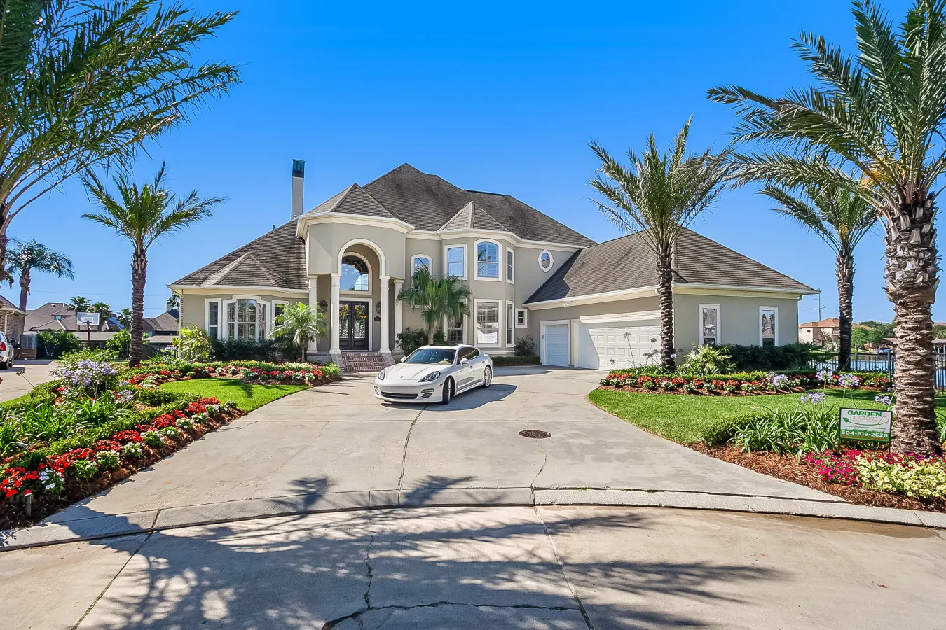 Lake Mansion Luxury Estate