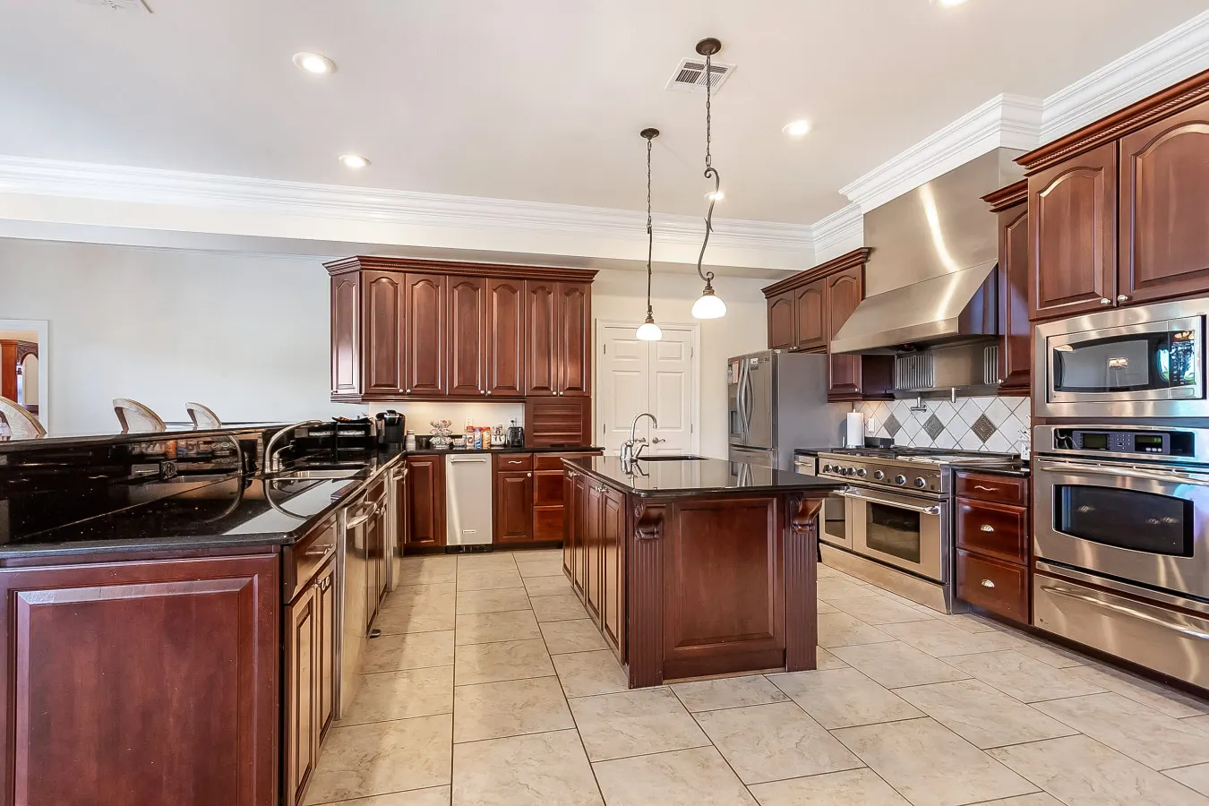Lake Mansion Luxury Estate — foto 5