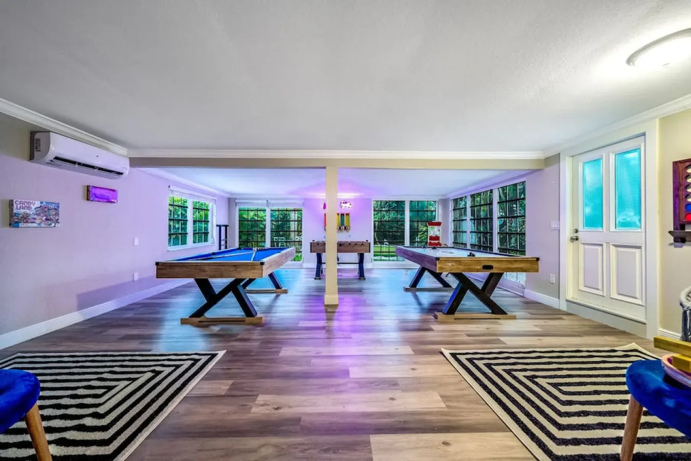 NEW! 5 BED/5 MIN TO BEACH/HTD POOL/HOT TUB/BAR 13