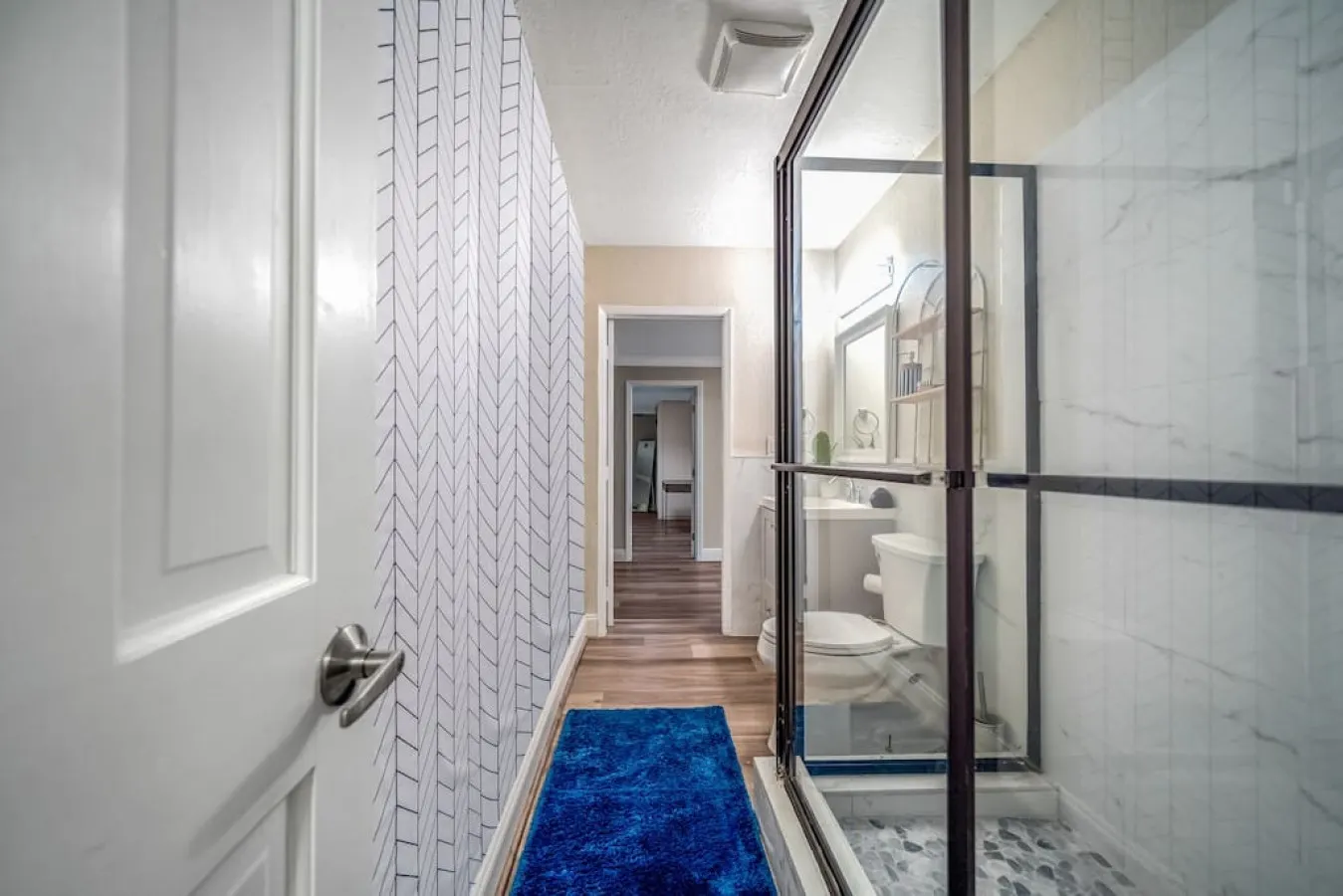NEW! 5 BED/5 MIN TO BEACH/HTD POOL/HOT TUB/BAR 20