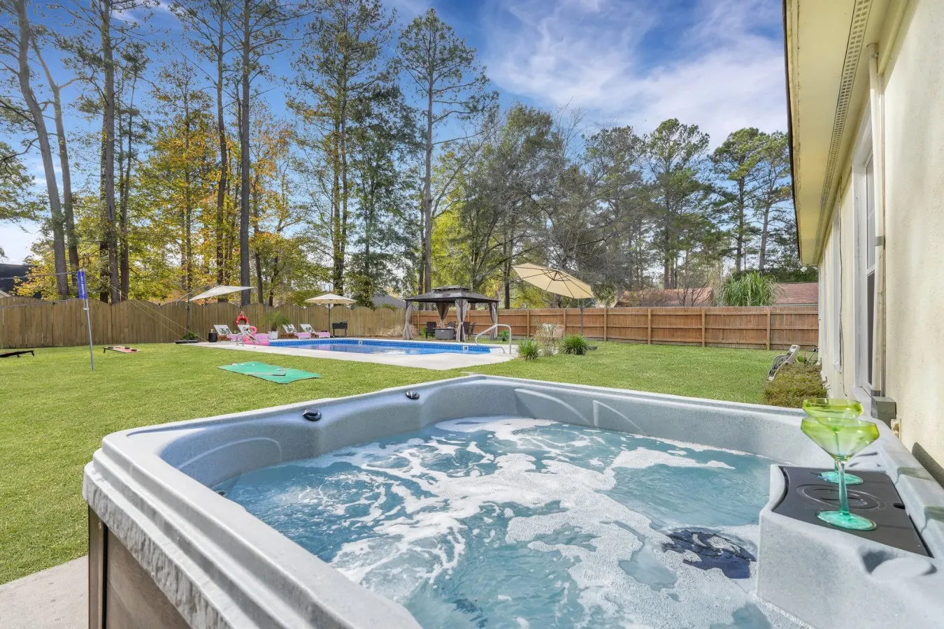 Savannah 5BR Pool, Jacuzzi, Firepit, Sports, Games — photo 3
