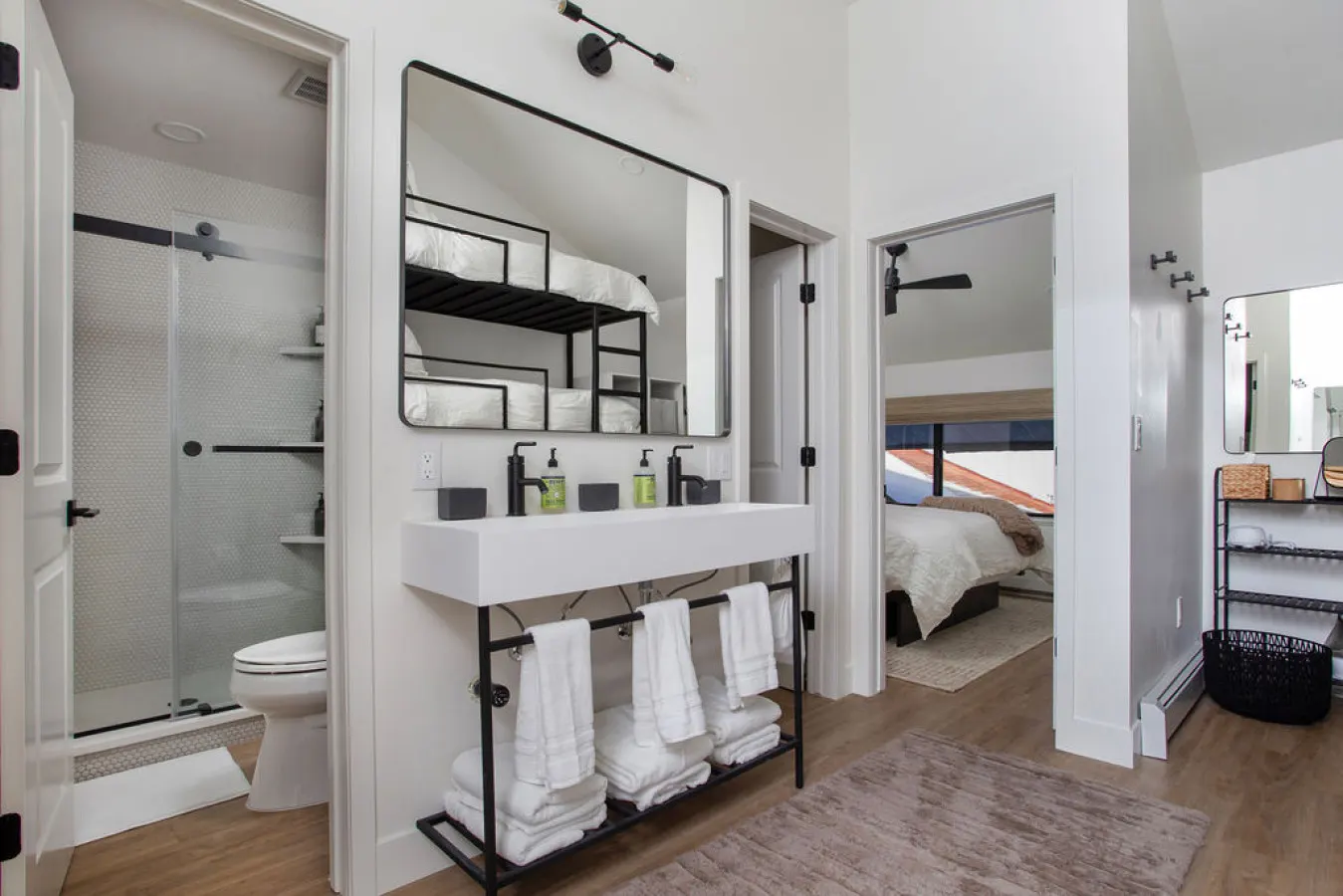 Luxe Copper Mountain Ski-In/Ski-Out Condo 20