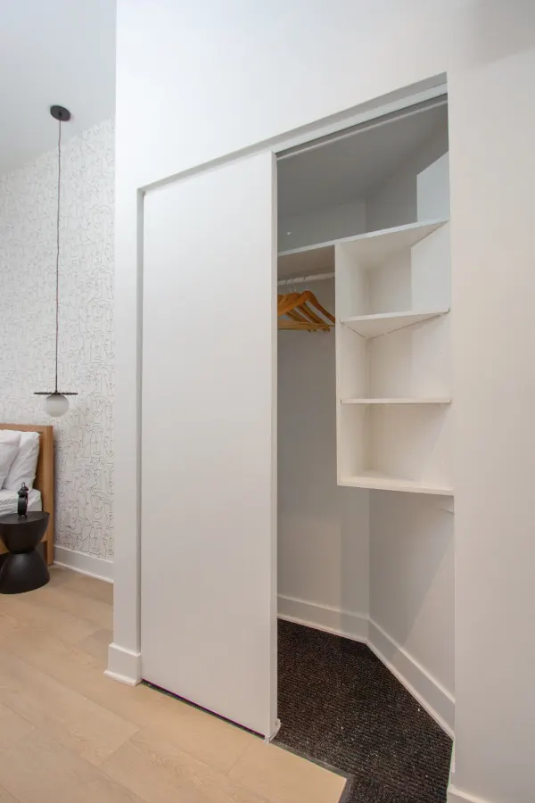 Studio1/Plateau/St-Denis/Terraces/SelfCheck-In/AC 19