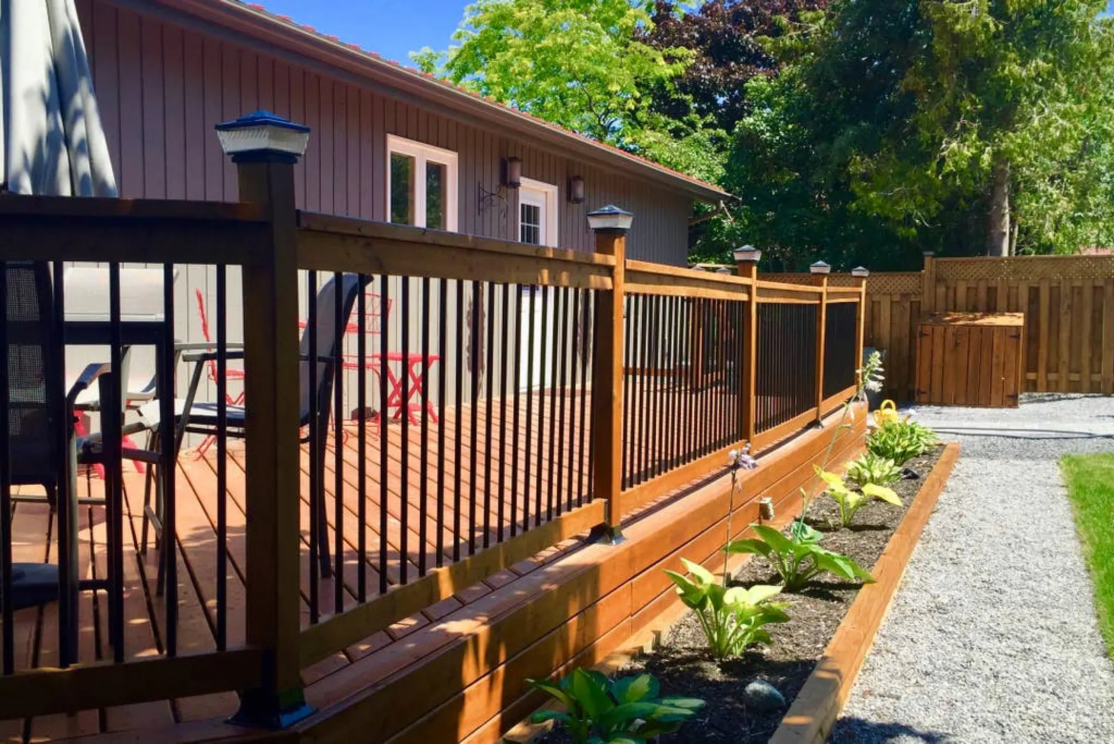 Oak Street Cottage - 3BRM with Backyard Retreat — photo 3